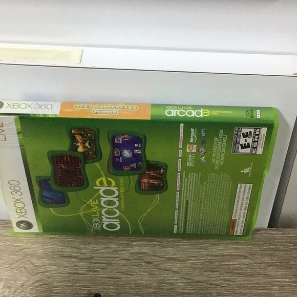 XBOX360 SEGA SUPERSTAR TENNIS. XBOX LIVE ARCADE COMPILATION DISC - Picture 4 of 10